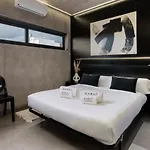 Karat Atelier De La Vega أذيخي