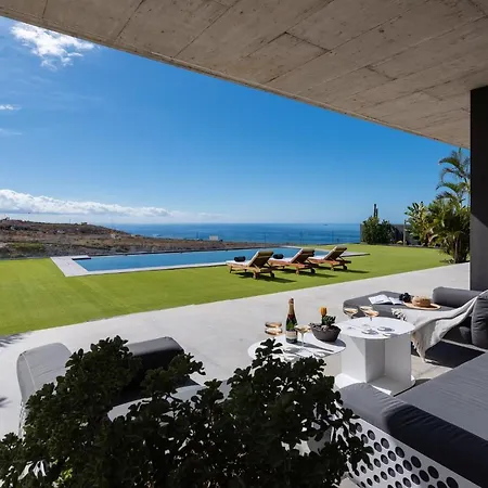 Karat Atelier De La Vega