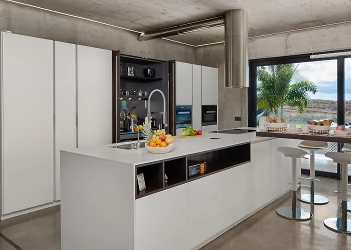 Karat Atelier De La Vega * 阿德耶